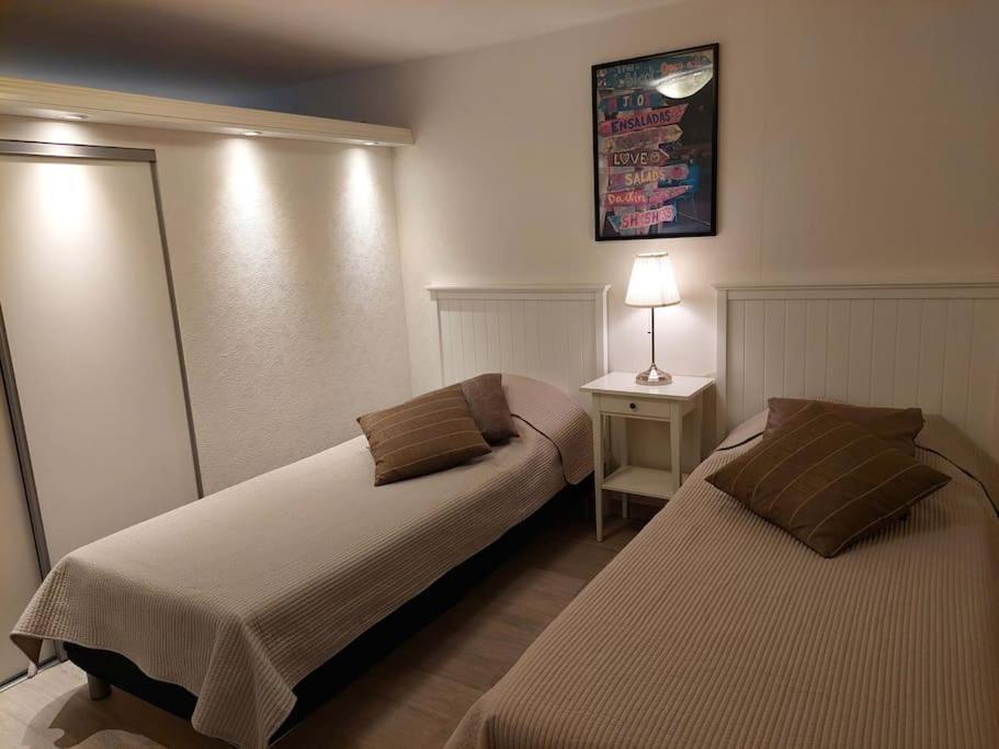 Laegenhet Pa Landet Naera Stan Apartment Jonsered ภายนอก รูปภาพ