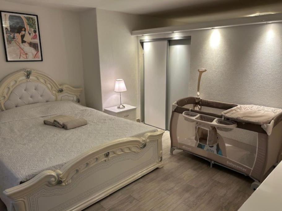 Laegenhet Pa Landet Naera Stan Apartment Jonsered ภายนอก รูปภาพ